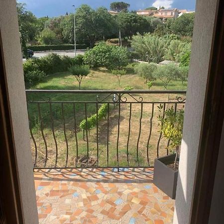 Appartement Independant Dans Villa, Entre Frejus Et St Raphael ภายนอก รูปภาพ